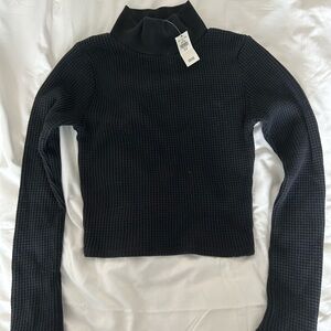 Aerie black cropped mock neck long sleeve size xs